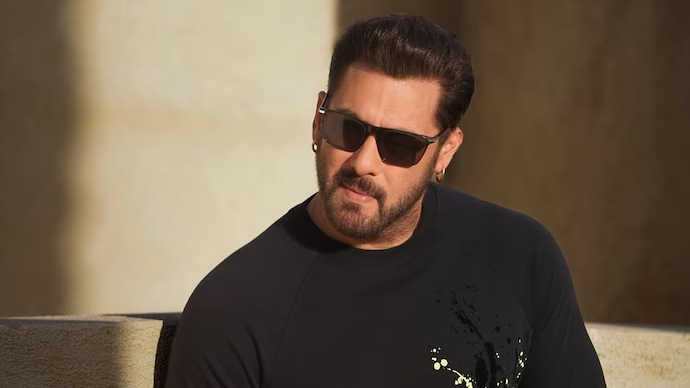 Shah Rukh Khan ko Mila Death Threat: Phone Lawyer Faizan Khan ka Nikla, Jo Pehle Actor ke Khilaaf Shikayat Kar Chuke Hain