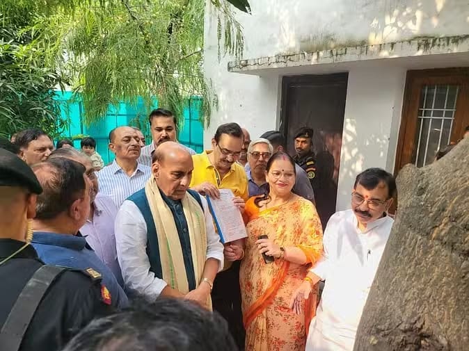 सिंधी समाज ने रक्षामंत्री राजनाथ सिंह से मुलाकात की, भगवान झूलेलाल जयंती पर सार्वजनिक अवकाश की मांग