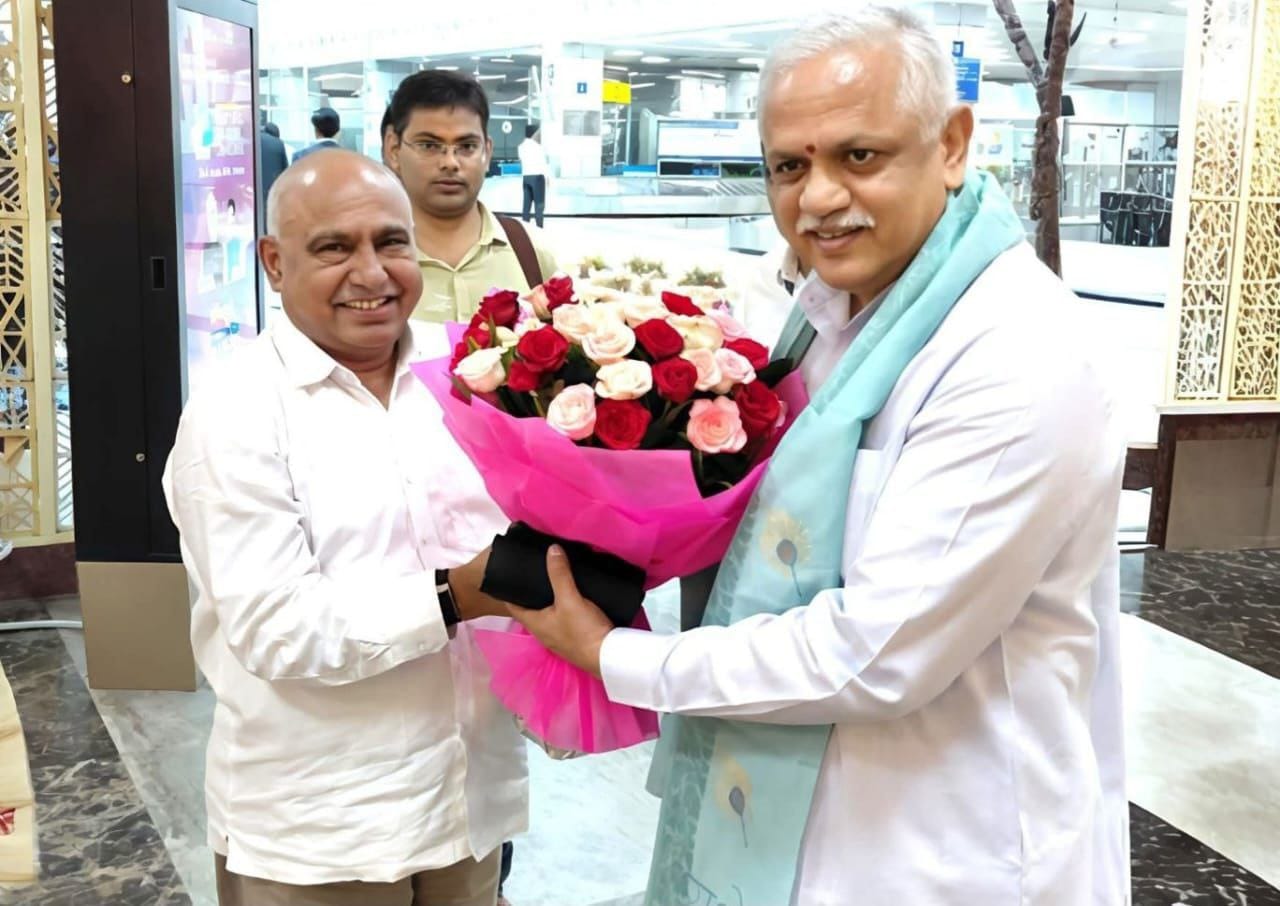 बीएल संतोष करेंगे  बीजेपी नेताओं  और संघ  को संतुष्ट"(सवाल दर सवाल) ~ राकेश अग्निहोत्री