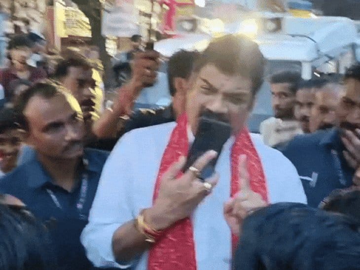 शाजापुर में मंत्री को पब्लिक का घेराव