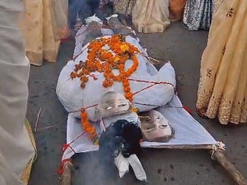 भोपाल में भाजपा महिला मोर्चा का प्रदर्शन