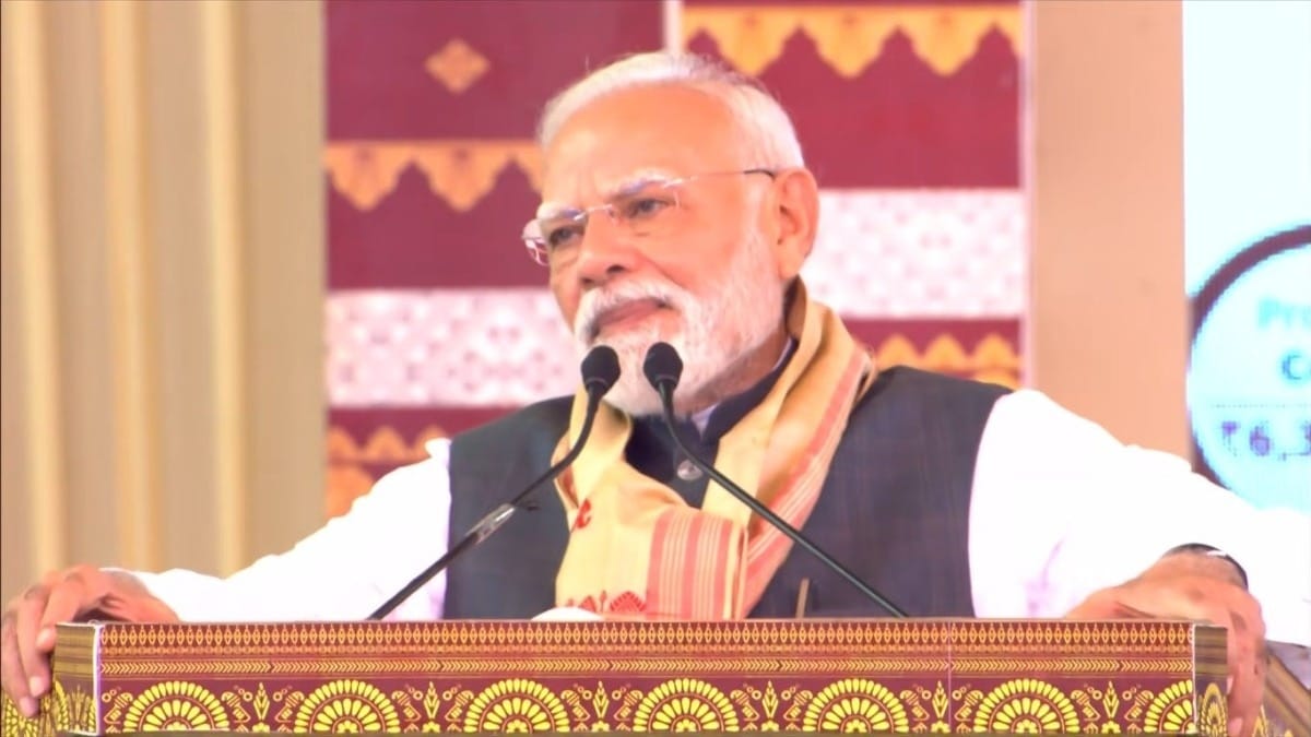 असम को मोदी की 18,530 करोड़ की सौगात