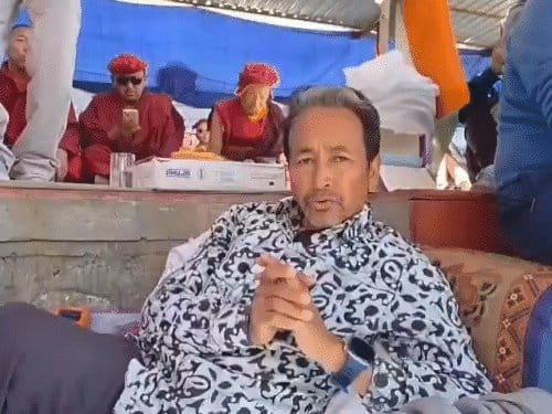 लद्दाख में हिंसा के बाद सोनम वांगचुक गिरफ्तार