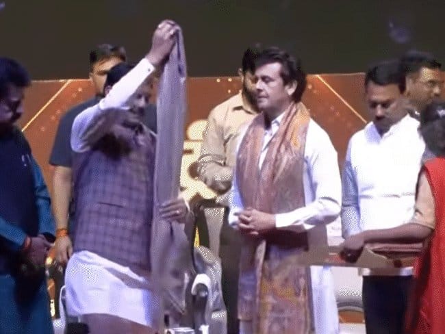 सोनू निगम  को मिला  लता मंगेशकर सम्मान , 30 साल पुरानी यादें ताजा