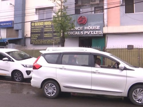 भोपाल में आयकर विभाग की बड़ी कार्रवाई