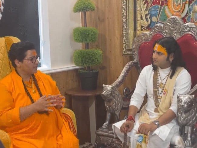लिव-इन पर प्रज्ञा ठाकुर ने किया अनिरुद्धाचार्य के बयान का समर्थन