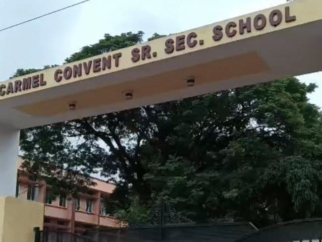 भोपाल की छात्रा ने स्कूल से लगाई छलांग