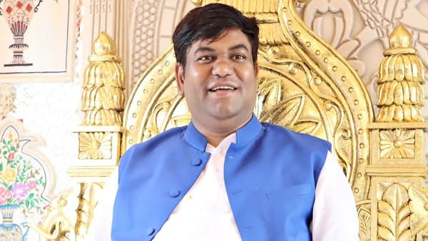 मुकेश सहनी के पोस्टर से महागठबंधन OUT:X पर लिखा- सबका सम्मान करने वाली सरकार बनाएंगे;