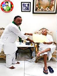 गठबंधन में टूट के डर से RJD का यू टर्न:कई कैंडिडेट से वापस लिए सिंबल