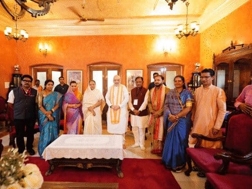 बस्तर में नक्सलवाद  खत्म करने की घोषणा, अमित शाह का बड़ा ऐलान