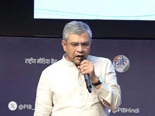 केंद्रीय कैबिनेट  ने दी 24,634 करोड़ की  रेल परियोजनाओं  को मंजूरी