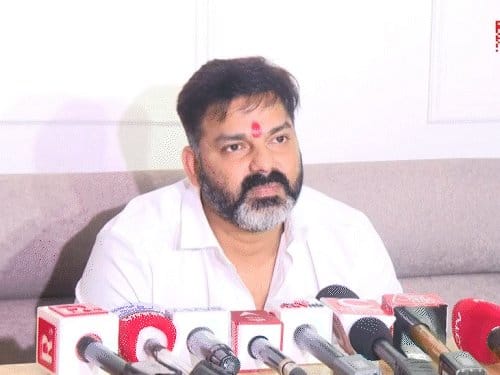 पवन सिंह और पत्नी ज्योति  के बीच विवाद ने पकड़ा तूल