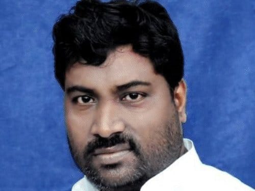 बिहार  में चुनावी हलचल: विधायकों के इस्तीफे और सीट शेयरिंग विवाद तेज