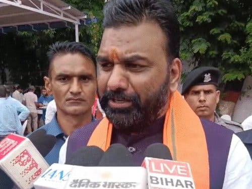 बिहार के कुढ़नी  में डिप्टी सीएम सम्राट चौधरी की जनसभा, भाजपा के लिए समर्थन की अपील