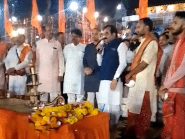 जबलपुर के गौरीघाट  पर 51 हजार दीप, मंत्री ने सरयू तर्ज पर विकास की घोषणा