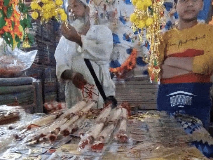 भोपाल  में धर्म से परे व्यापार की मिसाल