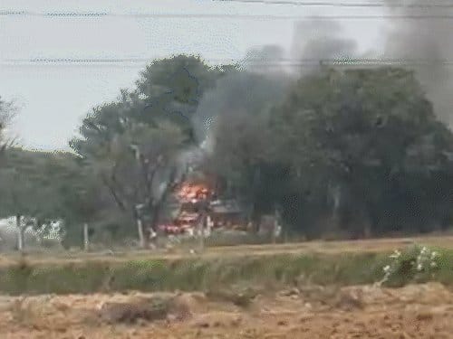 जयपुर बस हादसे  में हाईटेंशन लाइन से आग, 3 की मौत, 10 घायल