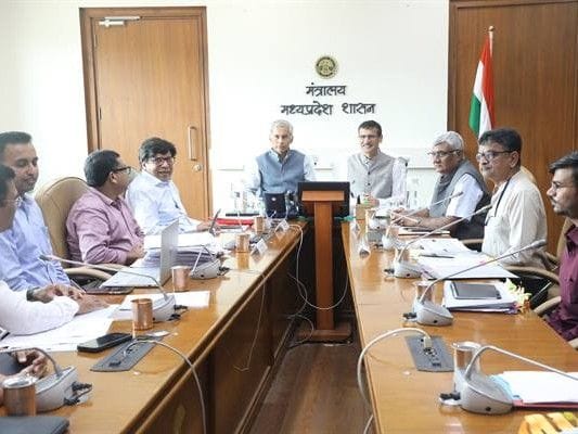 सरदार सरोवर प्रोजेक्ट  पर एमपी-गुजरात की बैठक, देनदारियों और बिजली साझेदारी पर सहमति
