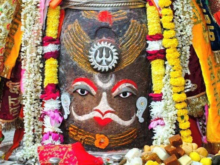 उज्जैन में भस्म आरती दर्शन, पंचामृत पूजन के बाद महाकाल का राजा स्वरूप श्रृंगार
