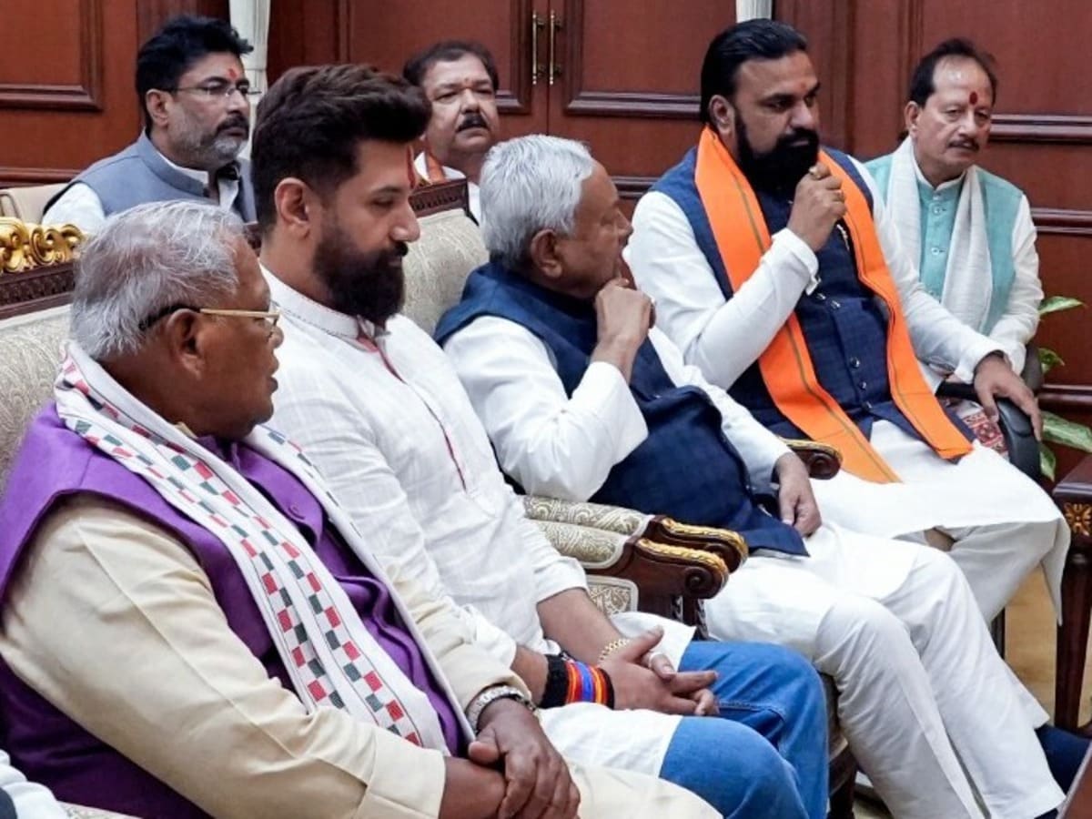 नीतीश कैबिनेट  में 9 पद खाली, जल्द होगा  मंत्रिमंडल विस्तार