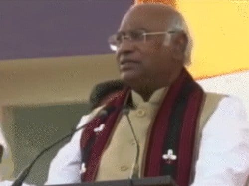 गयाजी में खड़गे  का मोदी-नीतीश पर हमला