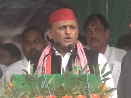 जमुई में अखिलेश यादव  ने बीजेपी और जदयू पर किया तीखा हमला