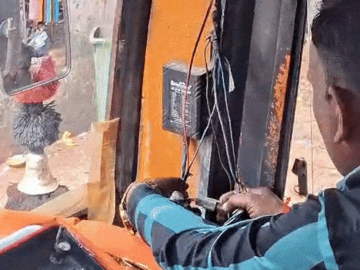 भोपाल में बसों  के पैनिक बटन पर सवाल