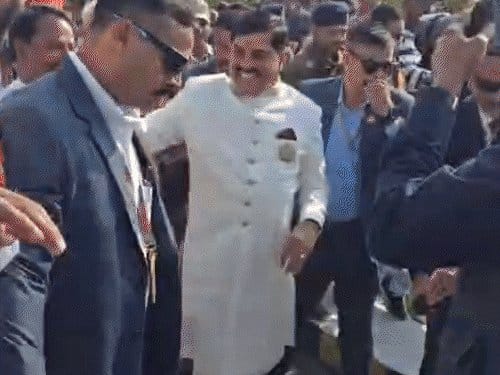 उज्जैन सामूहिक विवाह में सीएम मोहन यादव के बेटे की शादी, बाबा रामदेव ने पढ़े मंत्र