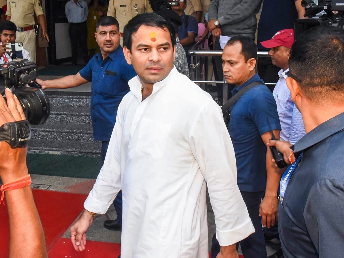 महुआ सीट  पर तेज प्रताप का चुनावी आत्मविश्वास, महिलाओं की भागीदारी सराहनीय