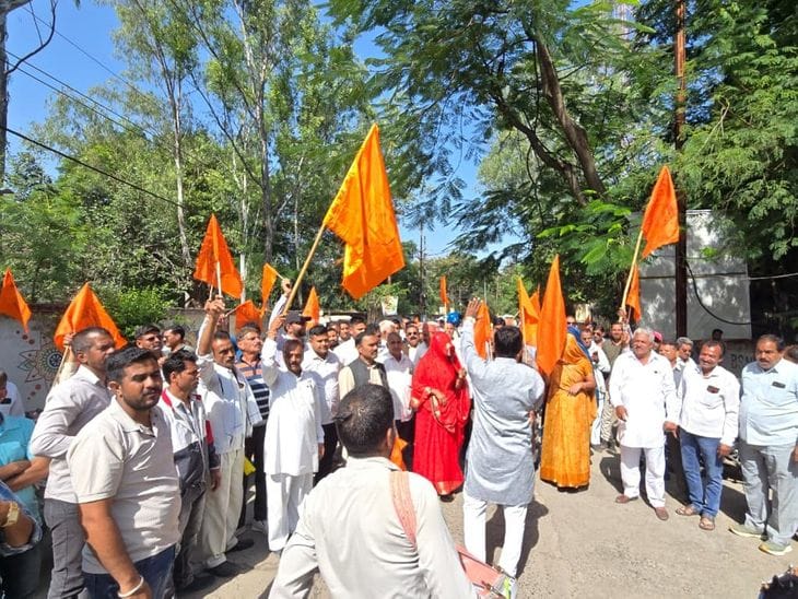 उज्जैन में किसानों  का बड़ा आंदोलन, लैंड-पुलिंग एक्ट समाप्त करने की मांग