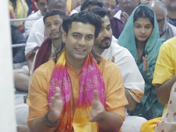जुबिन नौटियाल  ने उज्जैन में  महाकाल  के किए दर्शन, इंडिया टूर से पहले आशीर्वाद