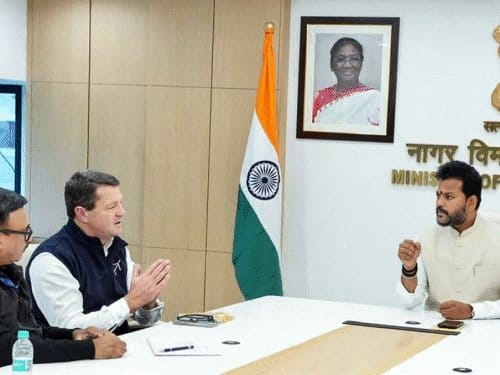 दिल्ली हाईकोर्ट की कड़ी फटकार, इंडिगो संकट पर सरकार घिरी