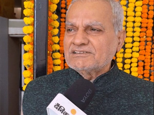 पूर्व BJP विधायक का आरोप सीधी पेशाब कांड के षड्यंत्रकारी अब विधायक-सांसद