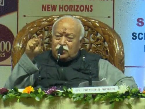 मोहन भागवत बोले- लिव-इन में जिम्मेदारी नहीं, परिवार समाज की मूल इकाई