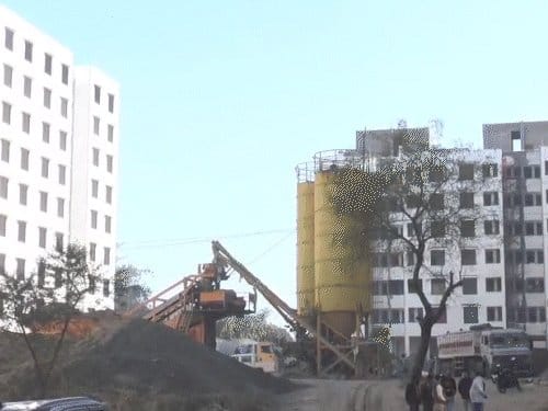भोपाल हाउसिंग फॉर ऑल प्रोजेक्ट पर भड़के लोग, 8 साल बाद भी इंतजार जारी