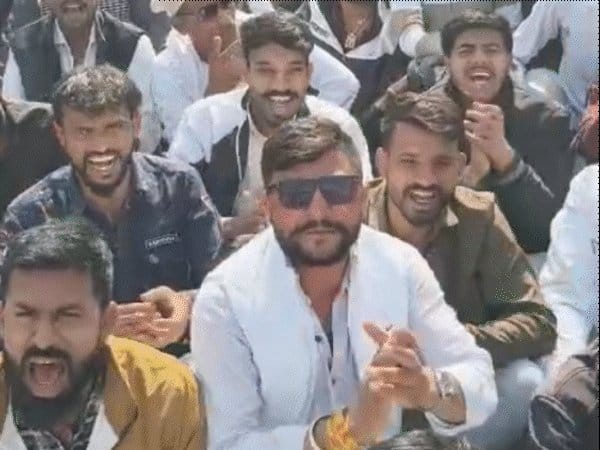 हरदा में करणी सेना का उग्र आंदोलन, लिखित आदेश की जिद