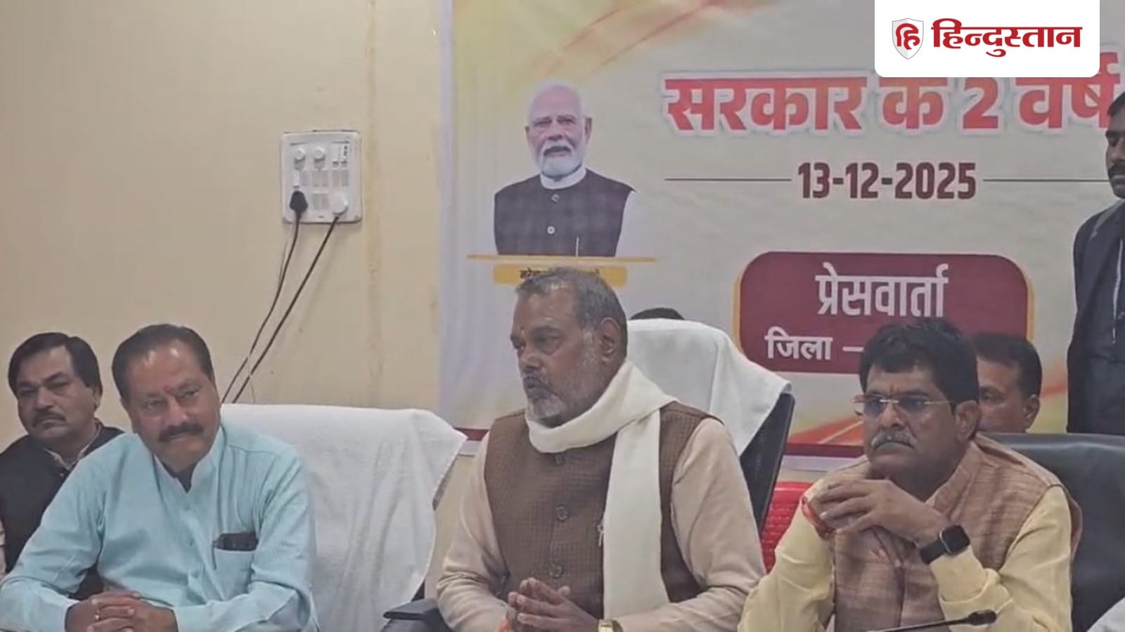 शिवराज-उमा सरकारों को बेकार बताकर घिरे मंत्री, मोहन के कामों का बचाव