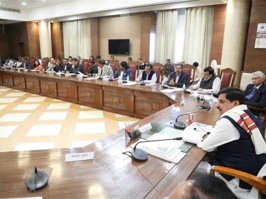 सीएम मोहन यादव का ऐलान: एक बीघा से एक लाख कमाने वाले किसानों का सम्मान, नवाचार व विदेश भ्रमण पर जोर