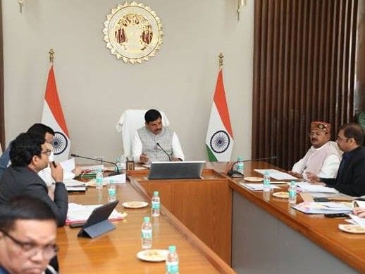 साड़ी वॉकथान पूरे प्रदेश में, महेश्वरी स्टोल पीएमओ के लिए चयनित, खादी एम्पोरियम उज्जैन में