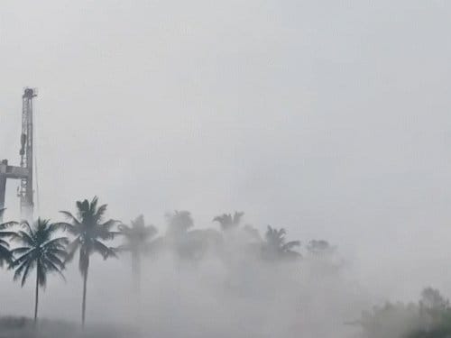 आंध्र के ONGC तेल कुएं से गैस रिसाव, बड़ी आग से तीन गांव खाली