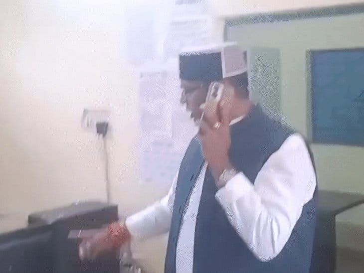 भोपाल वार्ड-71 में औचक निरीक्षण, गायब वार्ड प्रभारी अमितोज सिंह ठाकुर सस्पेंड