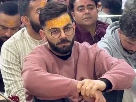 विराट कोहली और कुलदीप यादव ने उज्जैन के महाकाल मंदिर में टेका माथा
