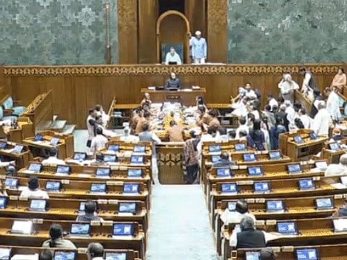 लोकसभा  में  हंगामा :  हरदीप पुरी  के इस्तीफे की मांग,  राहुल  पर  गंभीर आरोप ; सदन  9 मार्च  तक स्थगित.