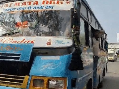 मध्य प्रदेश  में  होली  से पहले  बसों की हड़ताल : नई नीति से  किराया  5-7 गुना तक  महंगा  होगा