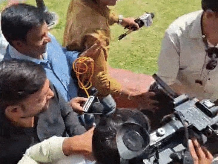 हेमंत कटारे  ने  इस्तीफे  पर तोड़ी चुप्पी:  गंभीर मुद्दों  पर चर्चा नहीं,  चंबल का खून  हैं,  FIR से नहीं डरते .