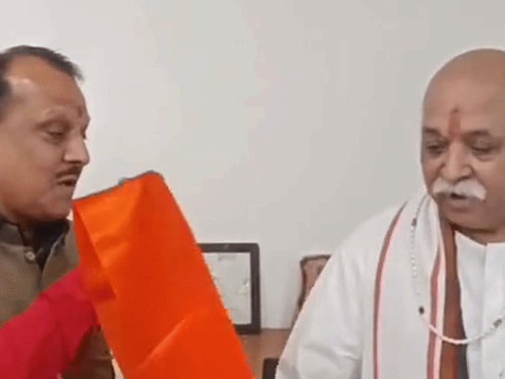 प्रवीण तोगड़िया का 10 करोड़ हिंदू परिवारों को जोड़ने का संकल्प: एक लाख स्थानों पर होगा हनुमान चालीसा पाठ