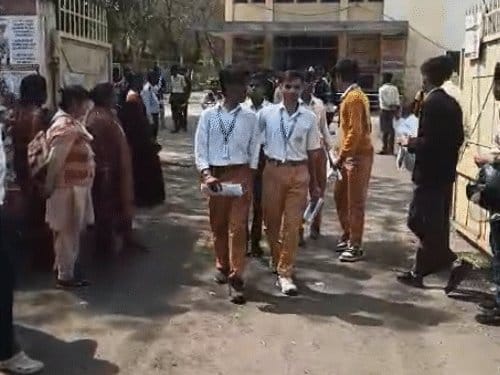 एमपी में 5वीं-8वीं का शानदार रिजल्ट: 95% बच्चे पास, नरसिंहपुर नंबर वन, इंदौर 9वें पर