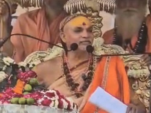 लखनऊ में शंकराचार्य का 'गो-प्रतिष्ठा' अभियान: बोले- 'यह शराब की दुकान नहीं', भाजपा अब 'भागपा'.