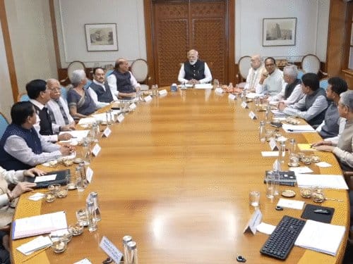 पश्चिम एशिया संकट  पर  पीएम मोदी  की  हाई लेवल बैठक : ऊर्जा आपूर्ति  सुनिश्चित करने पर जोर