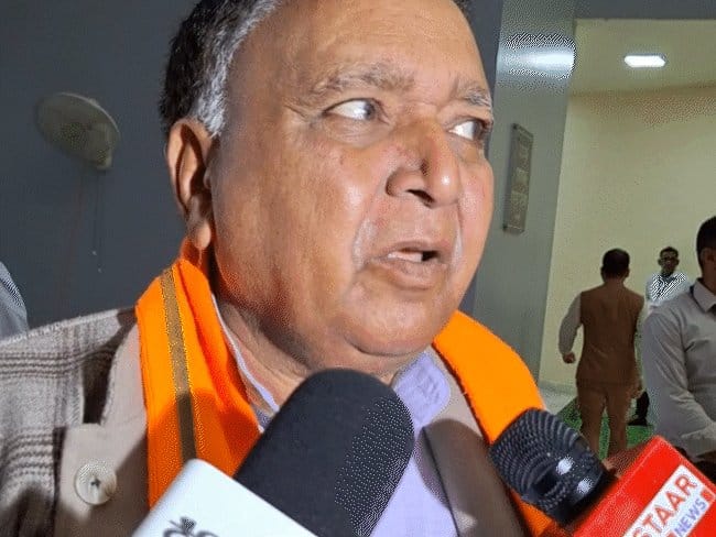 मध्य प्रदेश में भाजपा विधायक ने बनाए 106 प्रतिनिधि: स्कूल से अस्पताल तक नियुक्ति, विवाद शुरू